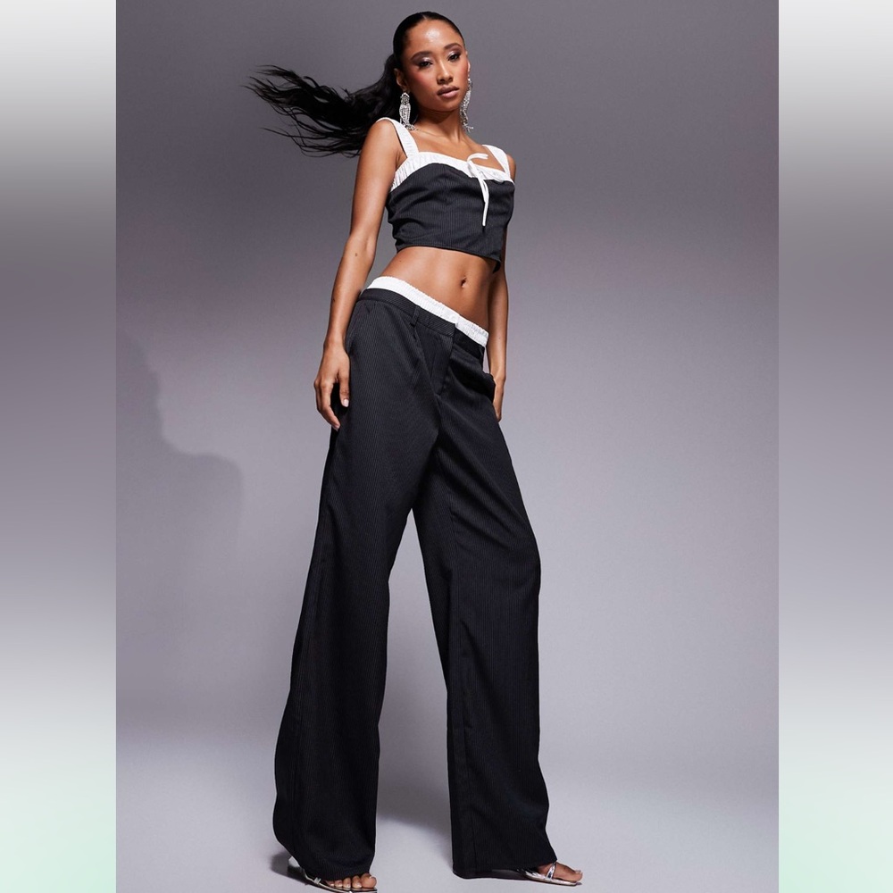 NWT Kaiia x Sasha Corte Tailored Pinstripe Set - Pants Size 2 / Top Size 0